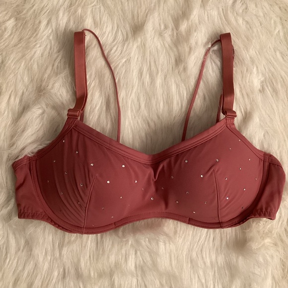 PINK Victoria’s Secret Push-Up Bralette - Picture 2 of 4